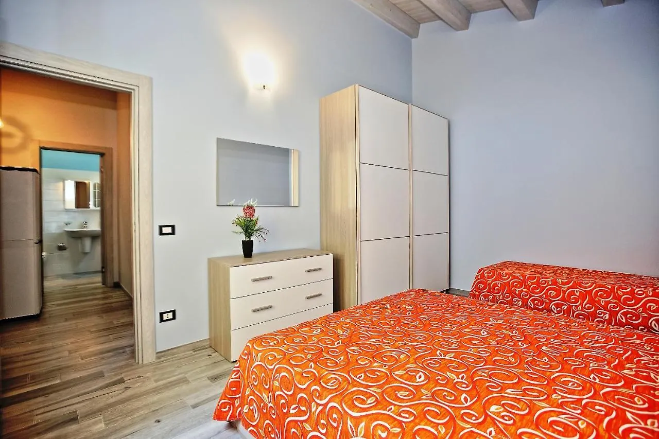 Holiday home Re Sole La Dependance - Casa Vacanza V E N E R E Avola Italy